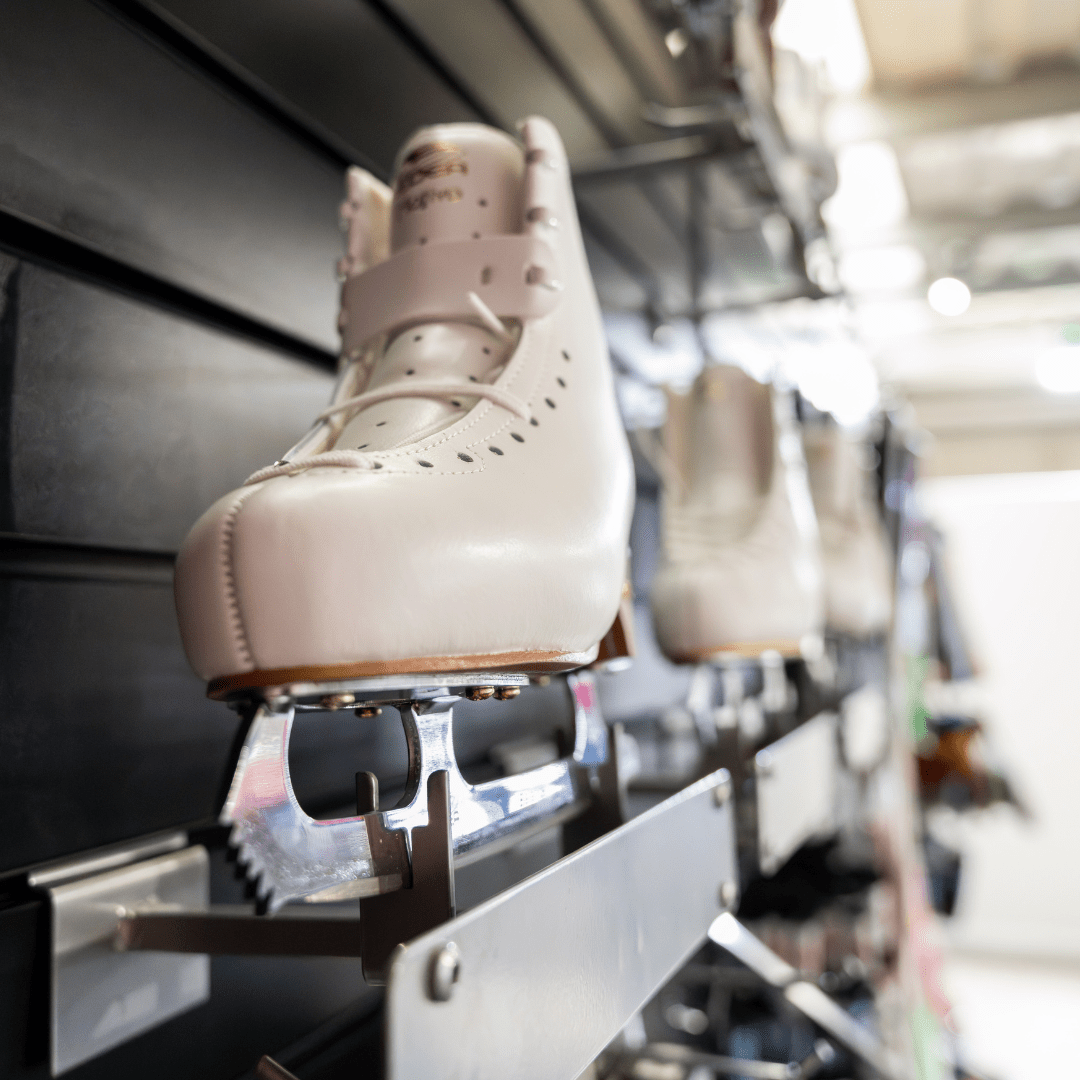 Figure Skate Fitting Guide - Get the Right Fit for 2026 - WILLIES.CO.UK - ICE - INLINE - FIGURE